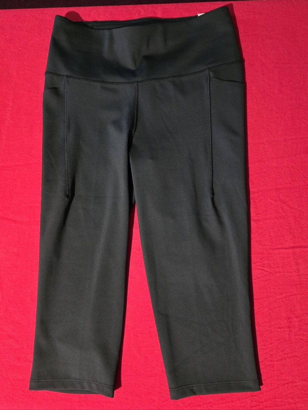 CALIA by Carrie Underwood Black Capri Leggings with Wide Waistband